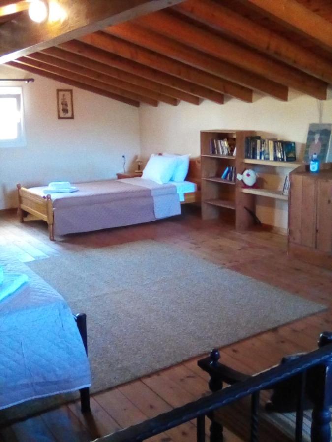 Skampous Family Apartment *
